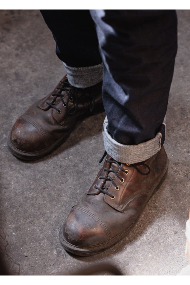 M16 Selvedge Denim Jeans / Indigo